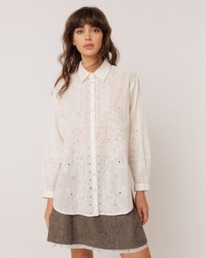 Camisa troquelada